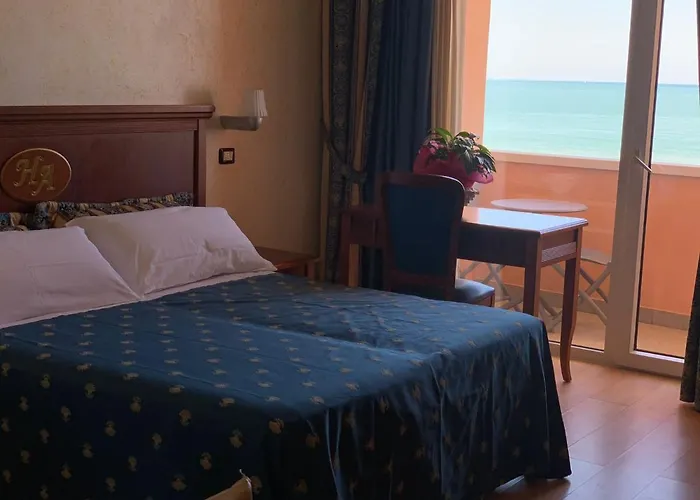 Hotel Alexander Resort